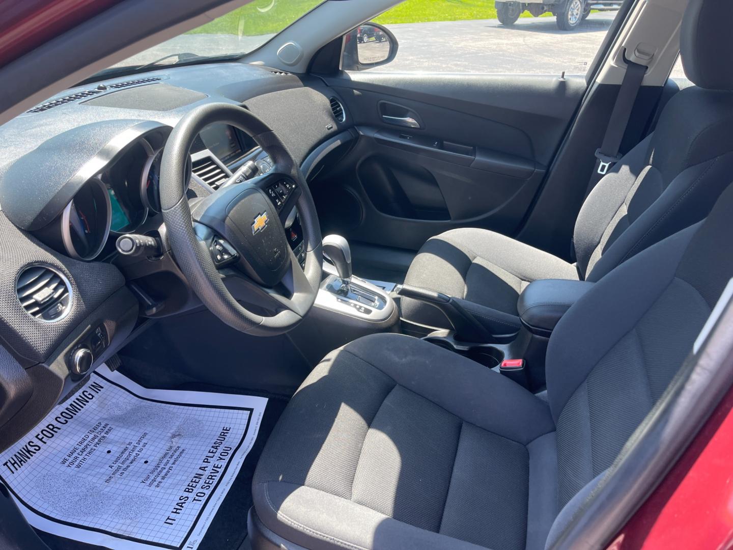 2016 Red /Black Chevrolet Cruze 2LT Auto (1G1PE5SB0G7) with an 1.4L I4 DOHC 16V TURBO engine, 6-Speed Automatic transmission, located at 11115 Chardon Rd. , Chardon, OH, 44024, (440) 214-9705, 41.580246, -81.241943 - Photo#14